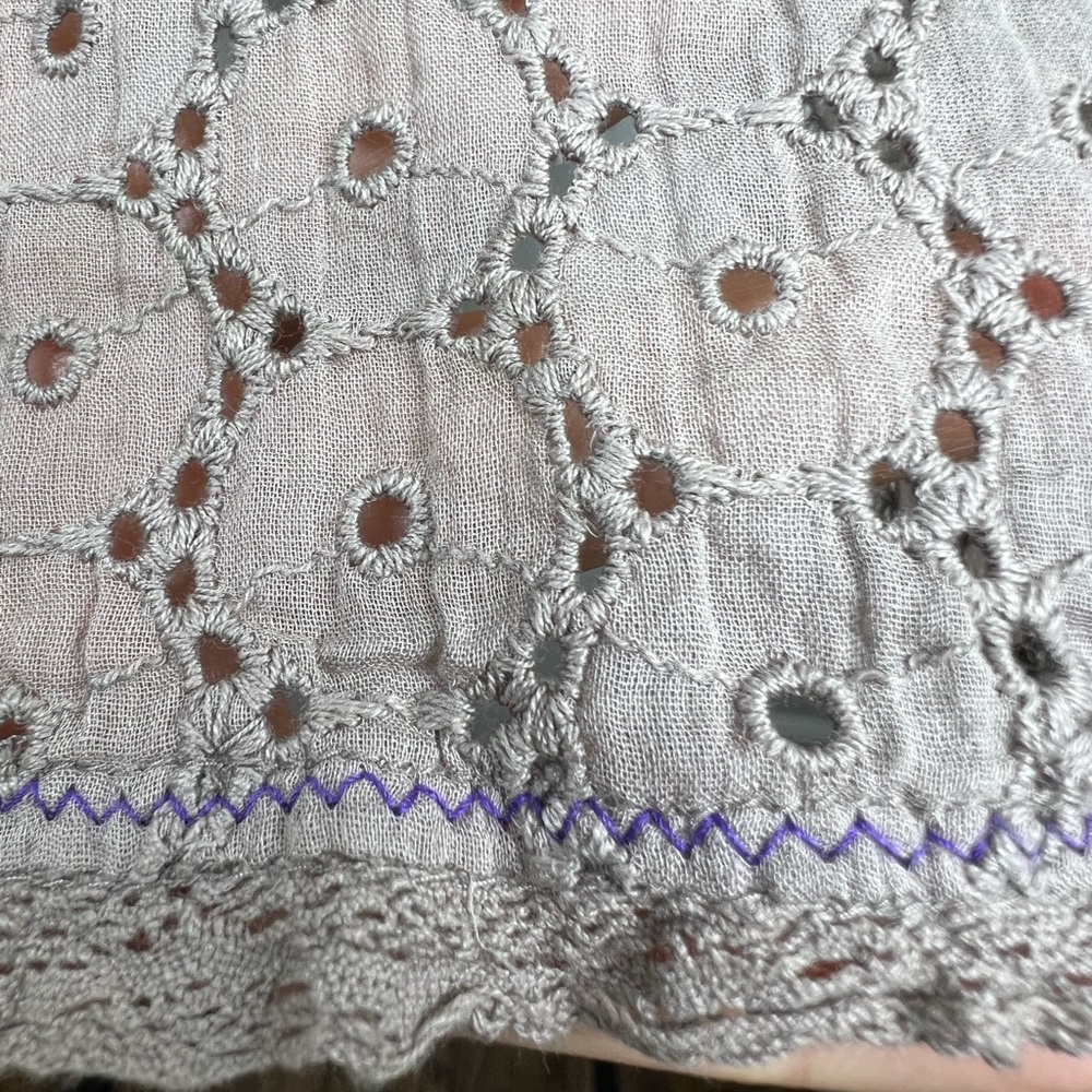 Free People I Got My Eyelet On You Crochet Eyelet Top in Taupe Size Medium - Picture 7 of 10